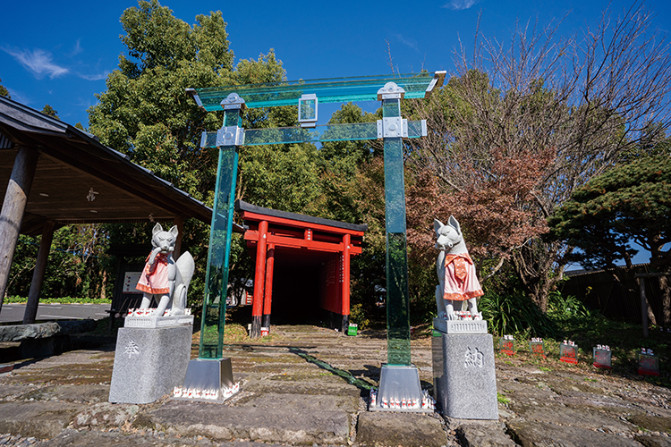 神徳稲荷神社のSNS映えする鳥居